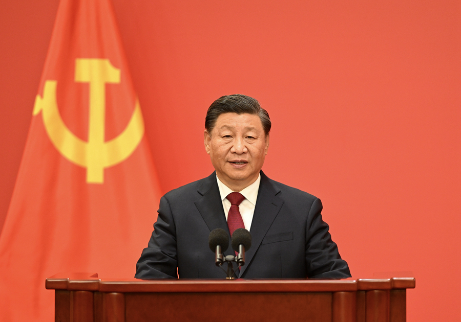 10月23日,剛剛在中國共產(chǎn)黨第二十屆中央委員會第一次全體會議上當選的中共中央總書記習近平和中共中央政治局常委李強、趙樂際、王滬寧、蔡奇、丁薛祥、李希在北京人民大會堂同中外記者親切見面。這是習近平發(fā)表重要講話。 10月23日,剛剛在中國共產(chǎn)黨第二十屆中央委員會第一次全體會議上當選的中共中央總書記習近平和中共中央政治局常委李強、趙樂際、王滬寧、蔡奇、丁薛祥、李希在北京人民大會堂同中外記者親切見面。這是習近平發(fā)表重要講話。